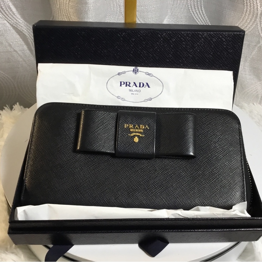 Prada Black Saffiano Leather Zip Wallet with Bow